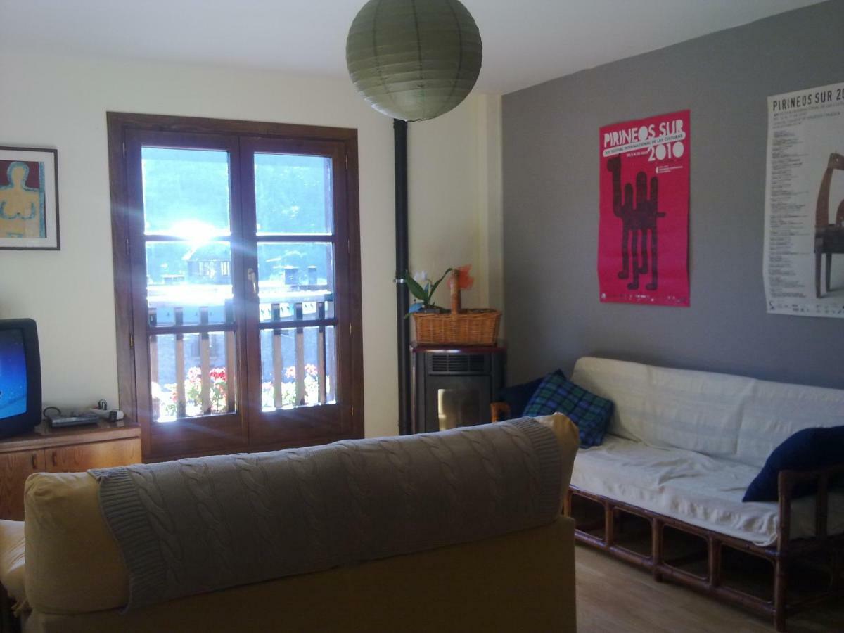 Vistas Espectaculares, Wifi Y Parking Apartment El Pueyo de Jaca Luaran gambar