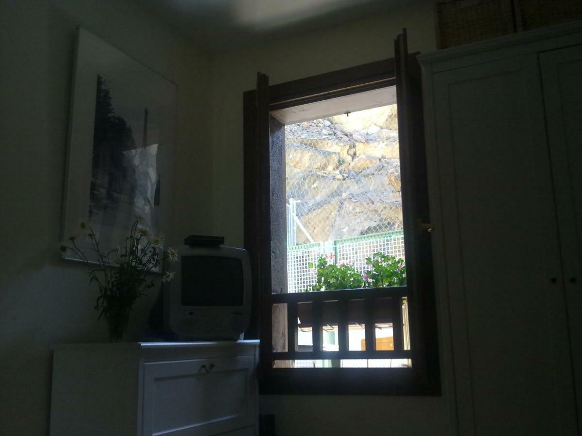Vistas Espectaculares, Wifi Y Parking Apartment El Pueyo de Jaca Luaran gambar